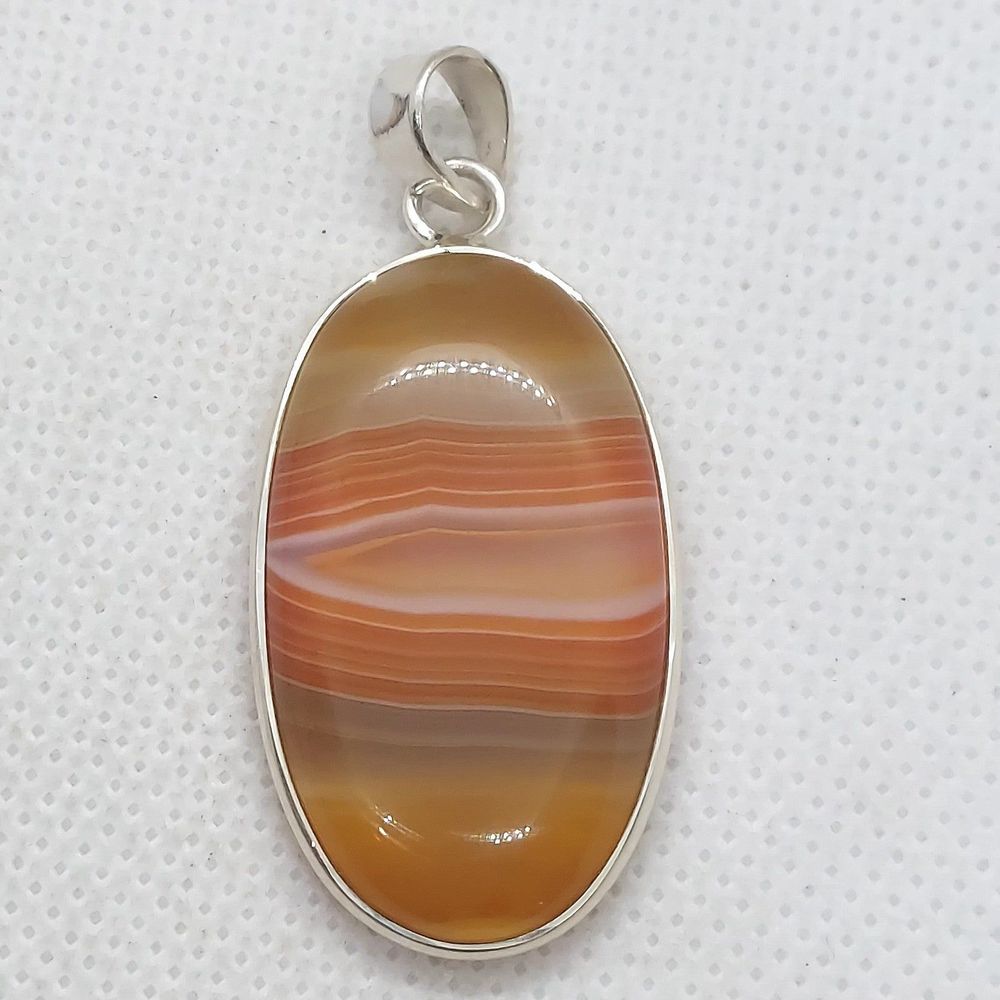 Pendantā Banded Agate